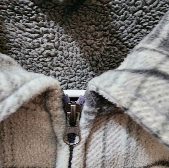 FLEECE FLANEL Jacket - Picture 4 of 9